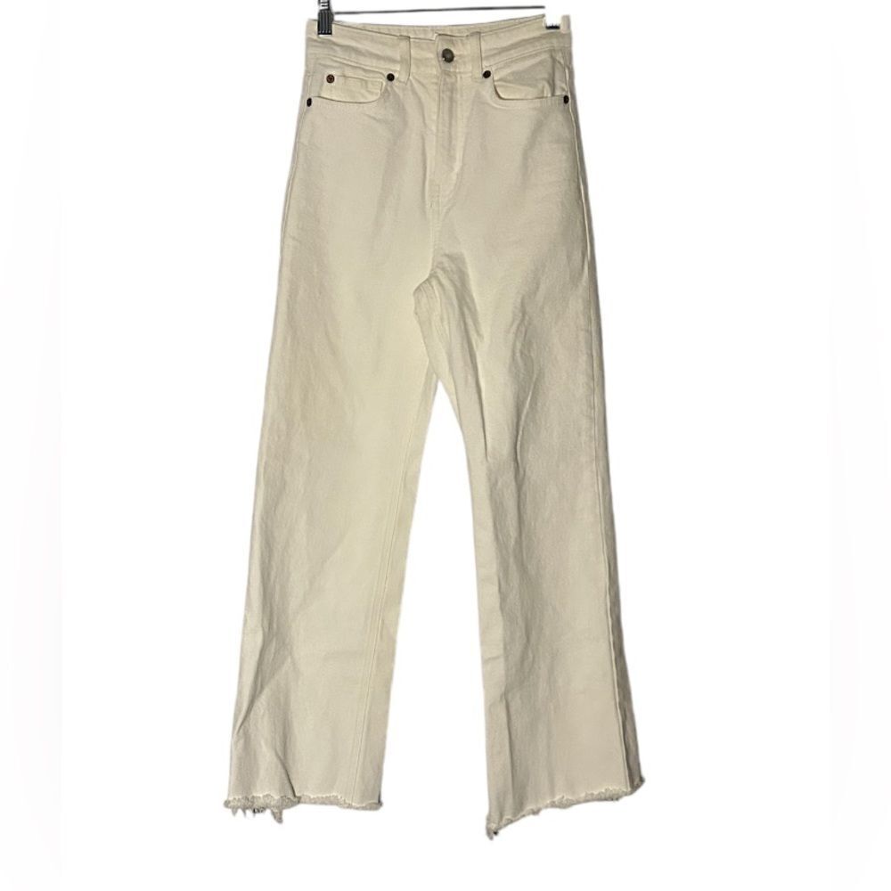 H&M Cream High Rise Raw Hem Straight Leg Jeans Size 2